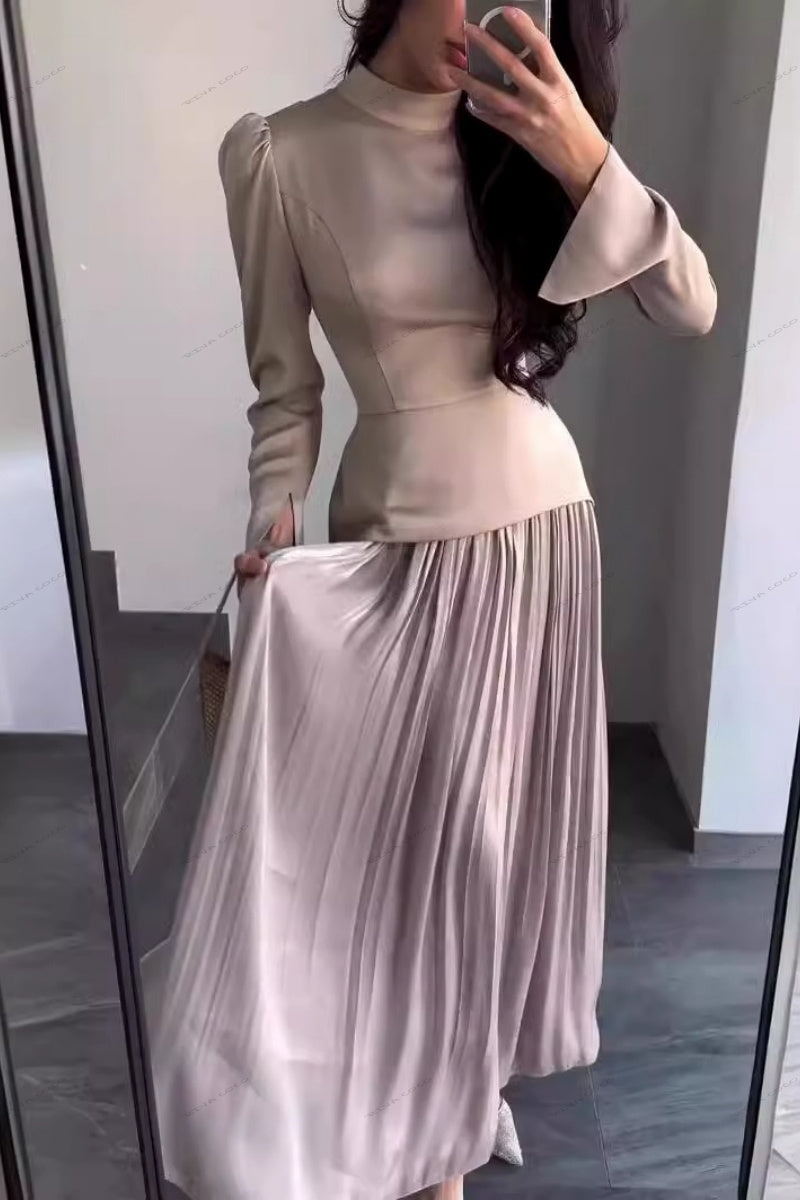 Beautifully Crafted Dress in a Classic Style