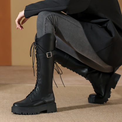 Beautifully Finished Boots in a Timeless Design