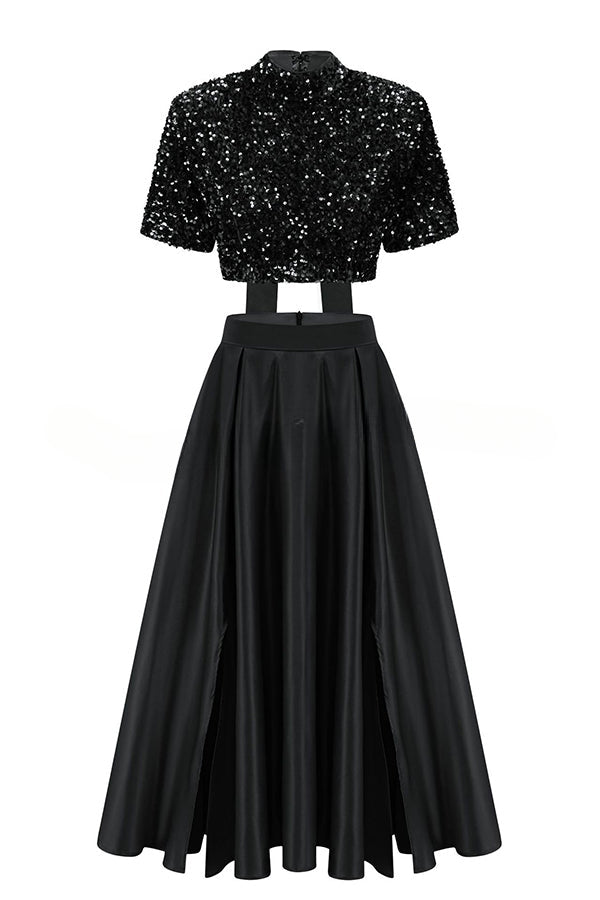 Gracefully Styled Garment for Any Occasion