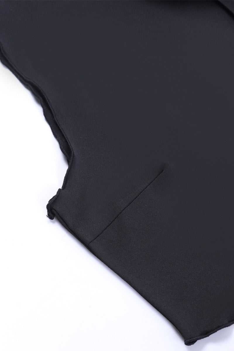 Sophisticated Garment with a Clean Classic Look