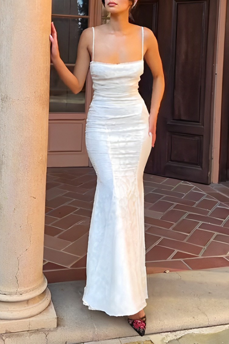 Sophisticated Dress with a Clean Classic Look