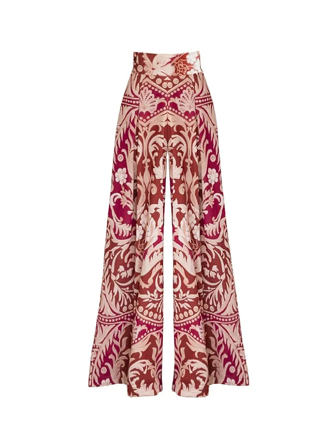 Effortlessly Elegant Swimsuit with a Timeless Design
