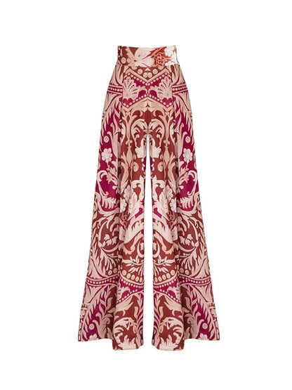 Effortlessly Elegant Swimsuit with a Timeless Design