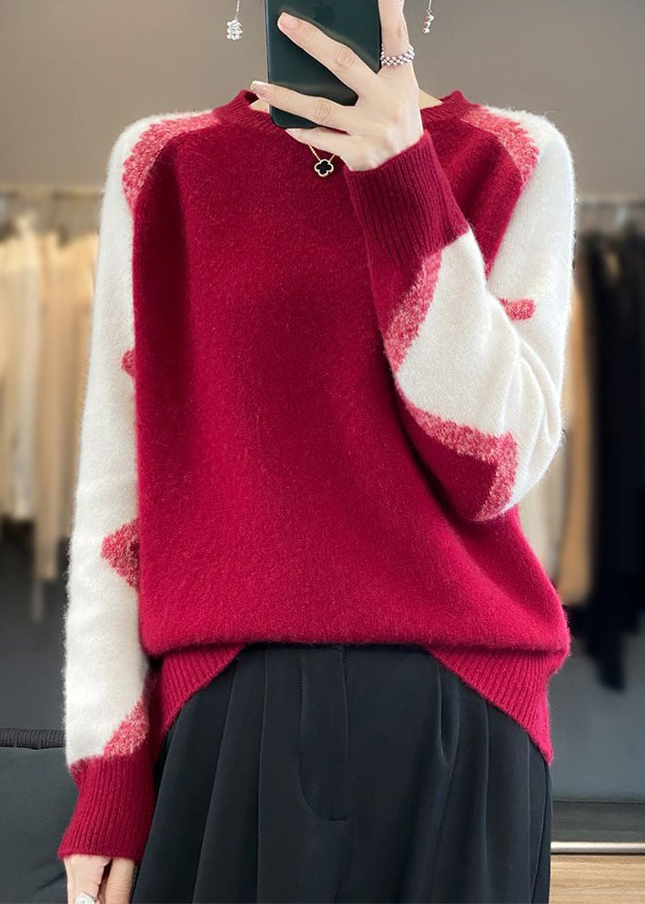 Classic Vintage Sweater with a Flattering Fit