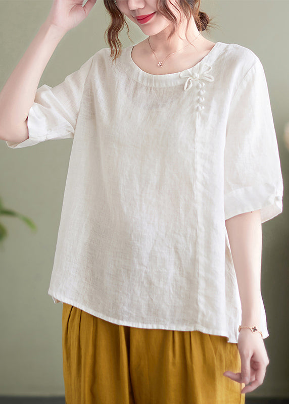 Classic Vintage Shirt with a Flattering Fit