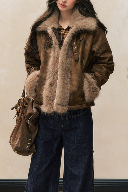 Beautifully Finished Coat in a Timeless Design