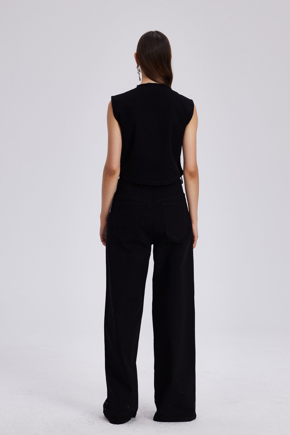 Sophisticated Pants with a Clean Classic Look