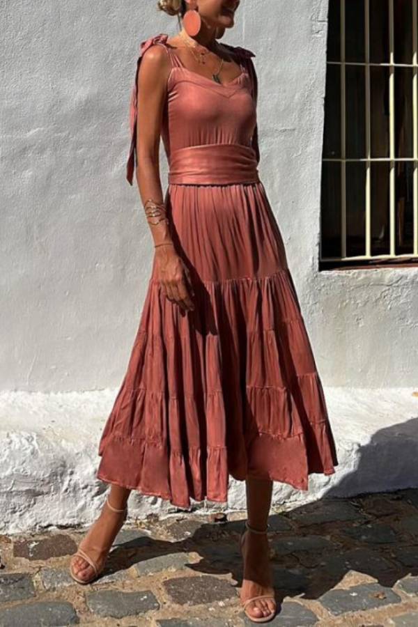 Classic Vintage Dress with a Flattering Fit