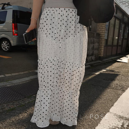 Sophisticated Garment with a Clean Classic Look