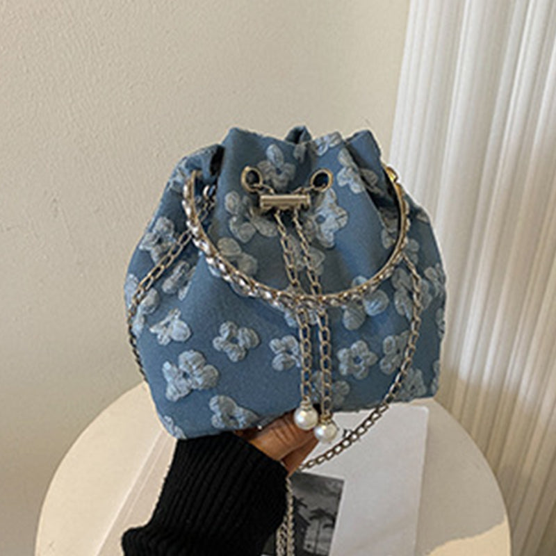 Effortlessly Elegant Bag with a Timeless Design