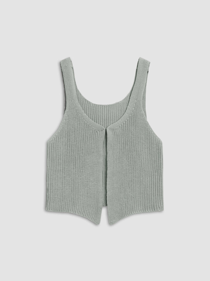 Effortlessly Elegant Garment with a Timeless Design