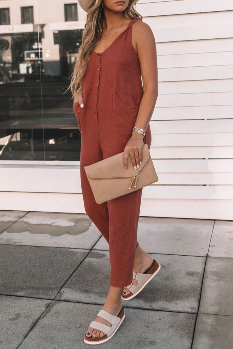 Sophisticated Garment with a Clean Classic Look