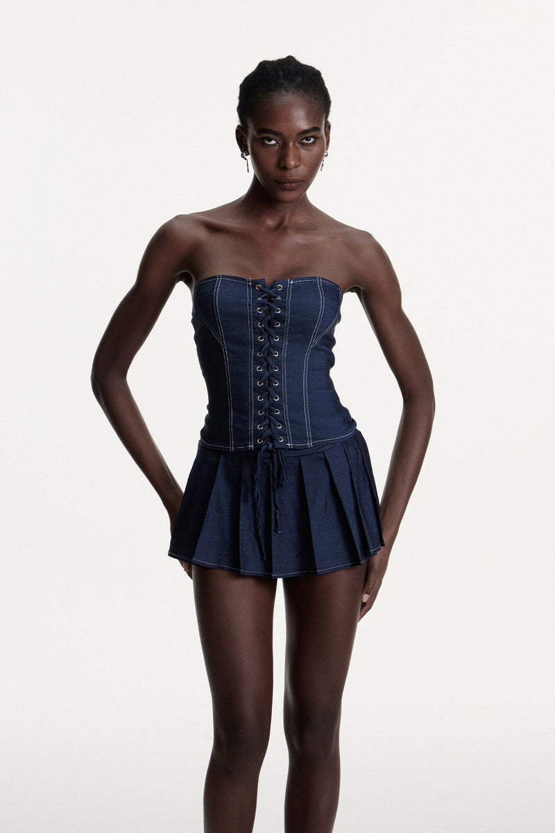 Sophisticated Garment with a Clean Classic Look