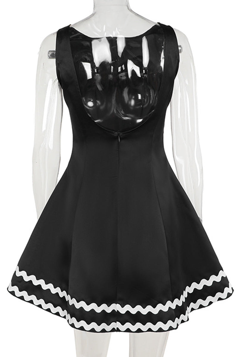 Beautifully Crafted Dress in a Classic Style