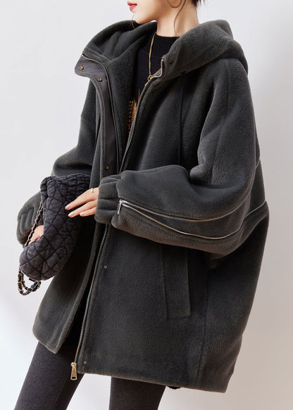 Classic Vintage & Enduringly Stylish Coat