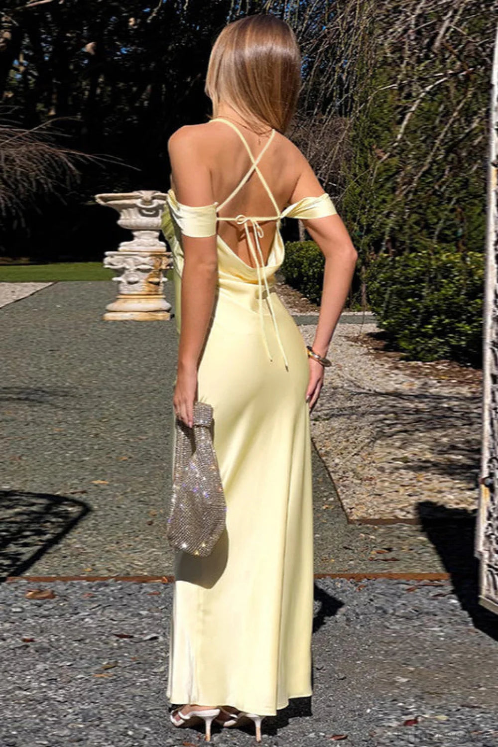 Sophisticated Dress with a Clean Classic Look