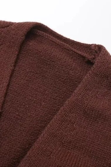 Classic Vintage Cardigan with a Flattering Fit