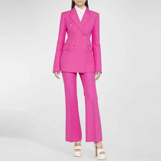 Effortlessly Elegant Pants with a Timeless Design