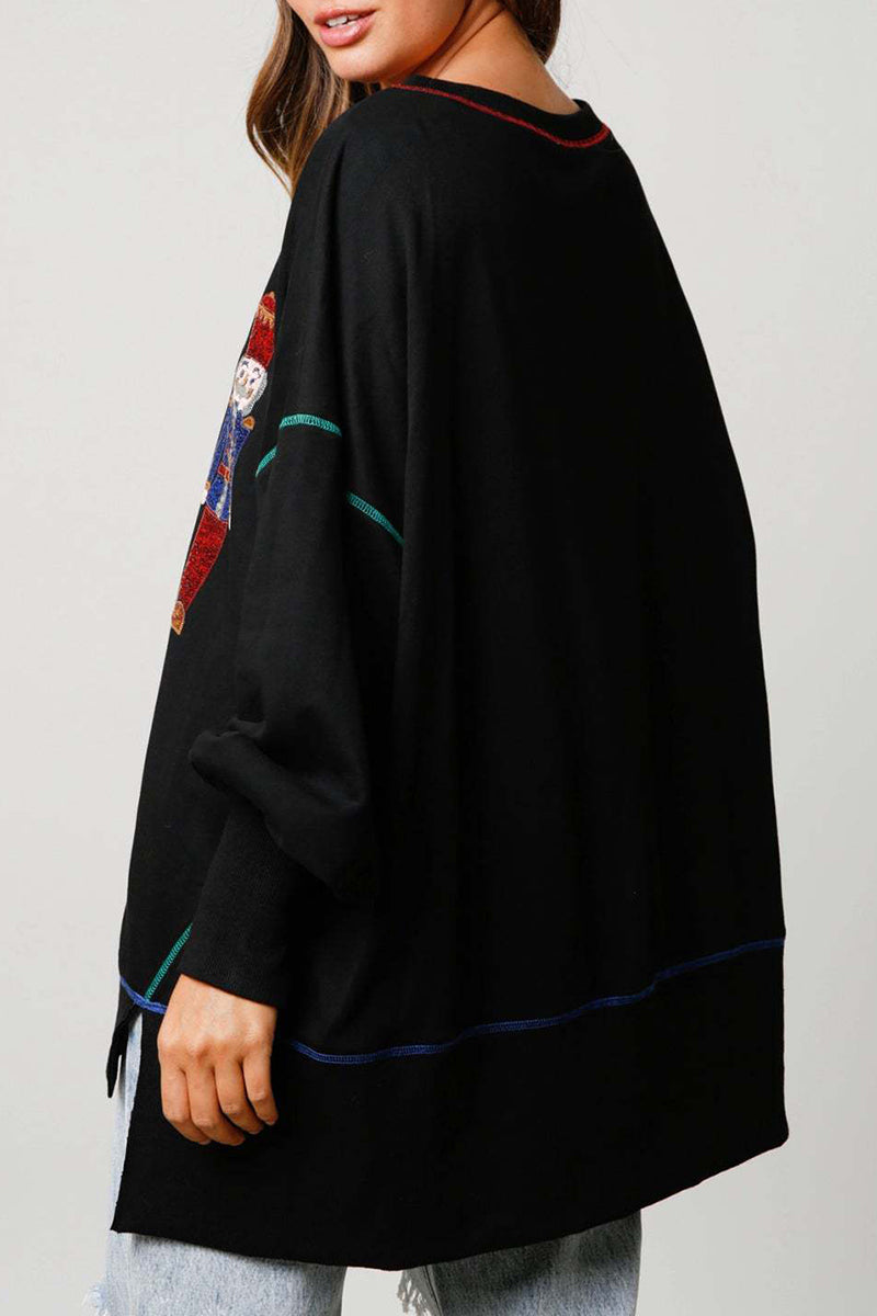 Effortlessly Elegant Top with a Timeless Design