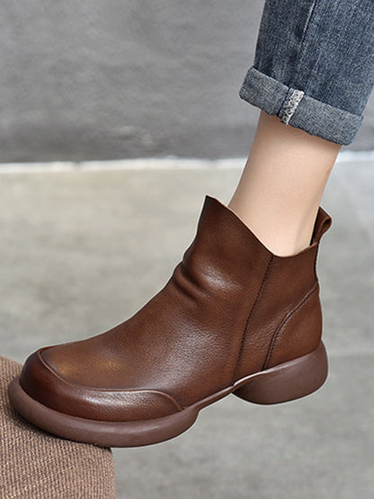 Beautifully Finished Boots in a Timeless Design