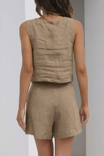 Gracefully Styled Garment for Any Occasion