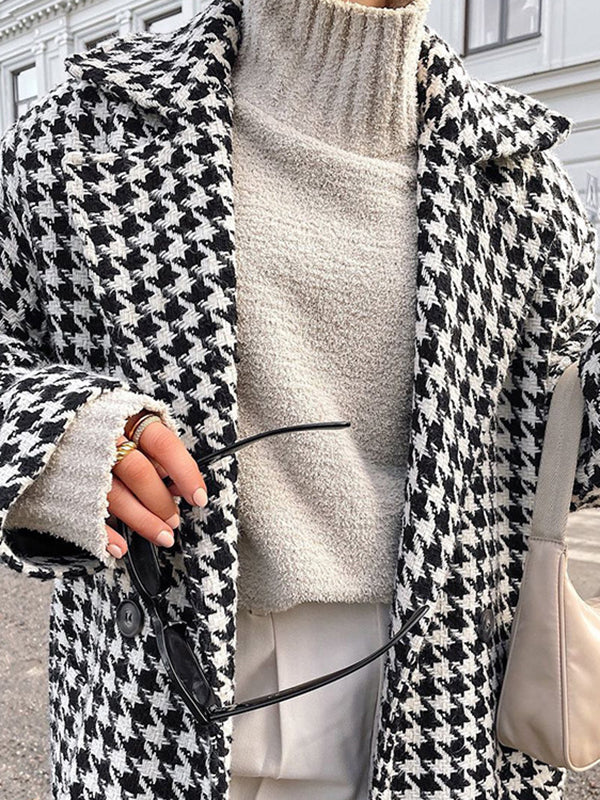 Classic Vintage Coat with a Flattering Fit