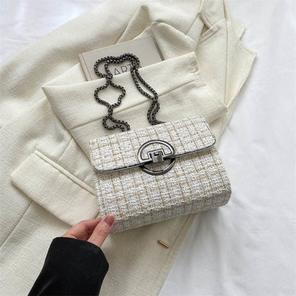 Beautifully Finished Bag in a Timeless Design