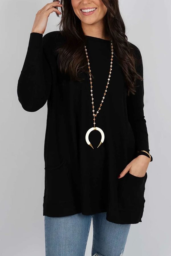Well Tailored Sweater with a Graceful Silhouette