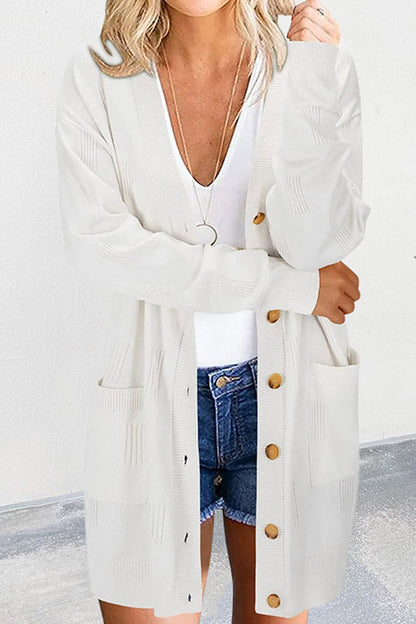 Well Tailored Sweater with a Graceful Silhouette