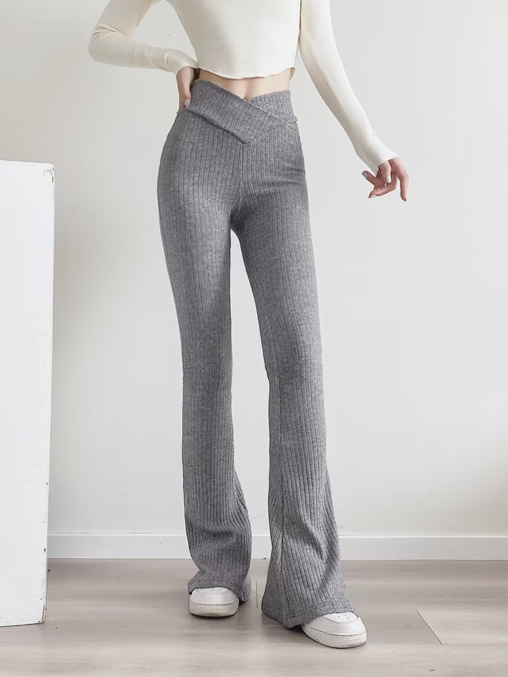 Beautifully Finished Pants in a Timeless Design