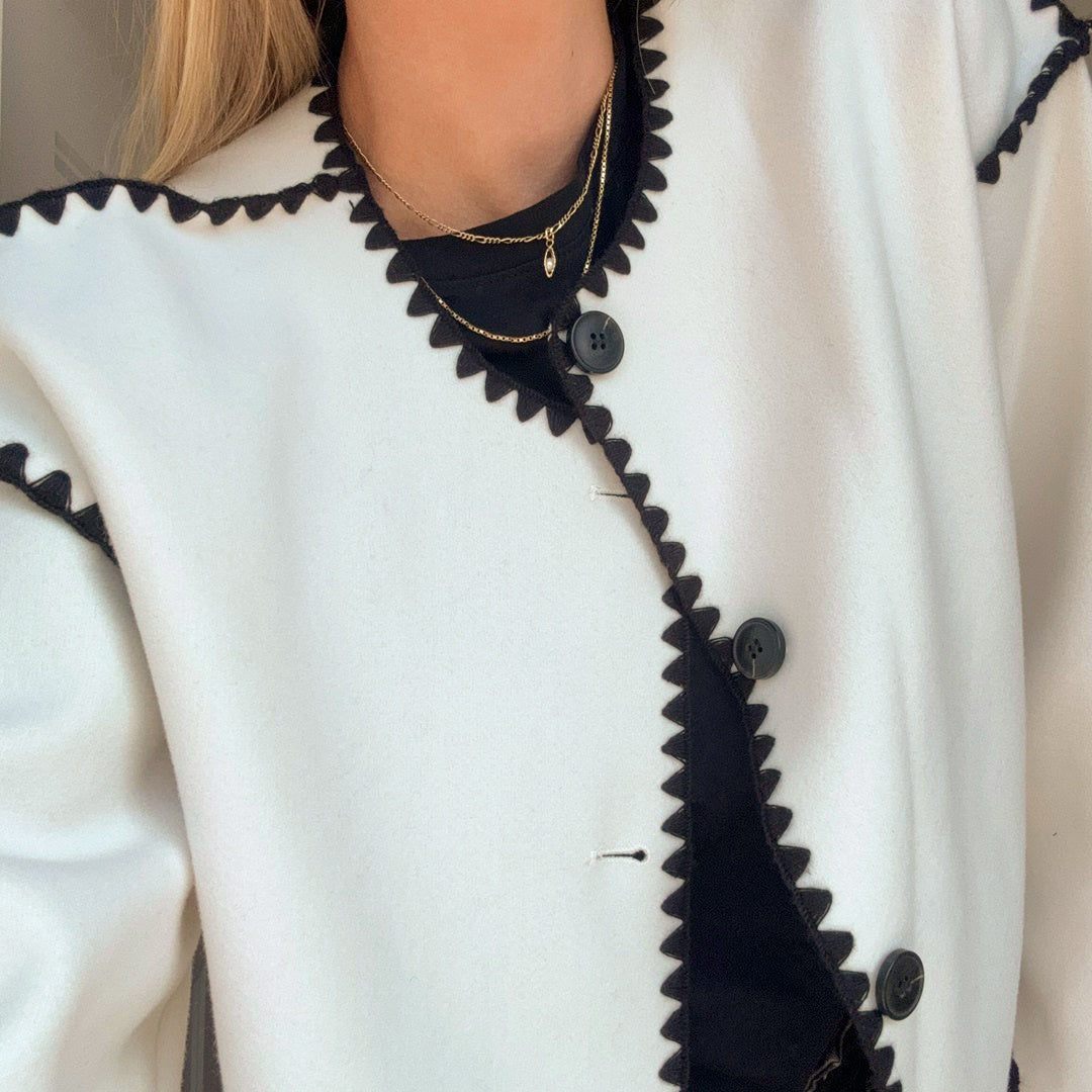 Gracefully Styled Coat for Any Occasion
