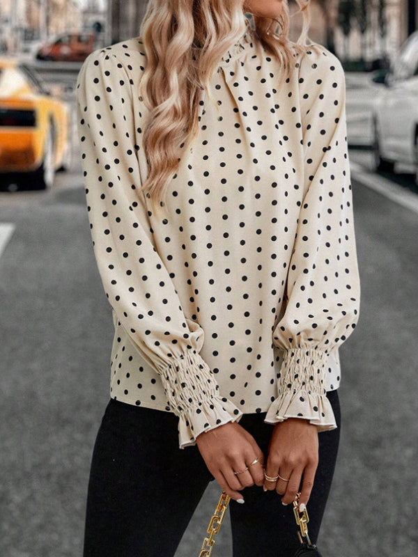 Beautifully Finished Blouse in a Timeless Design