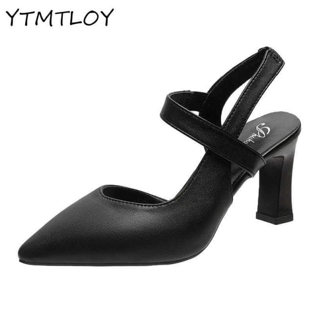 Effortlessly Elegant Heels with a Timeless Design