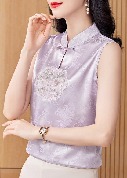 Sophisticated Garment with a Clean Classic Look