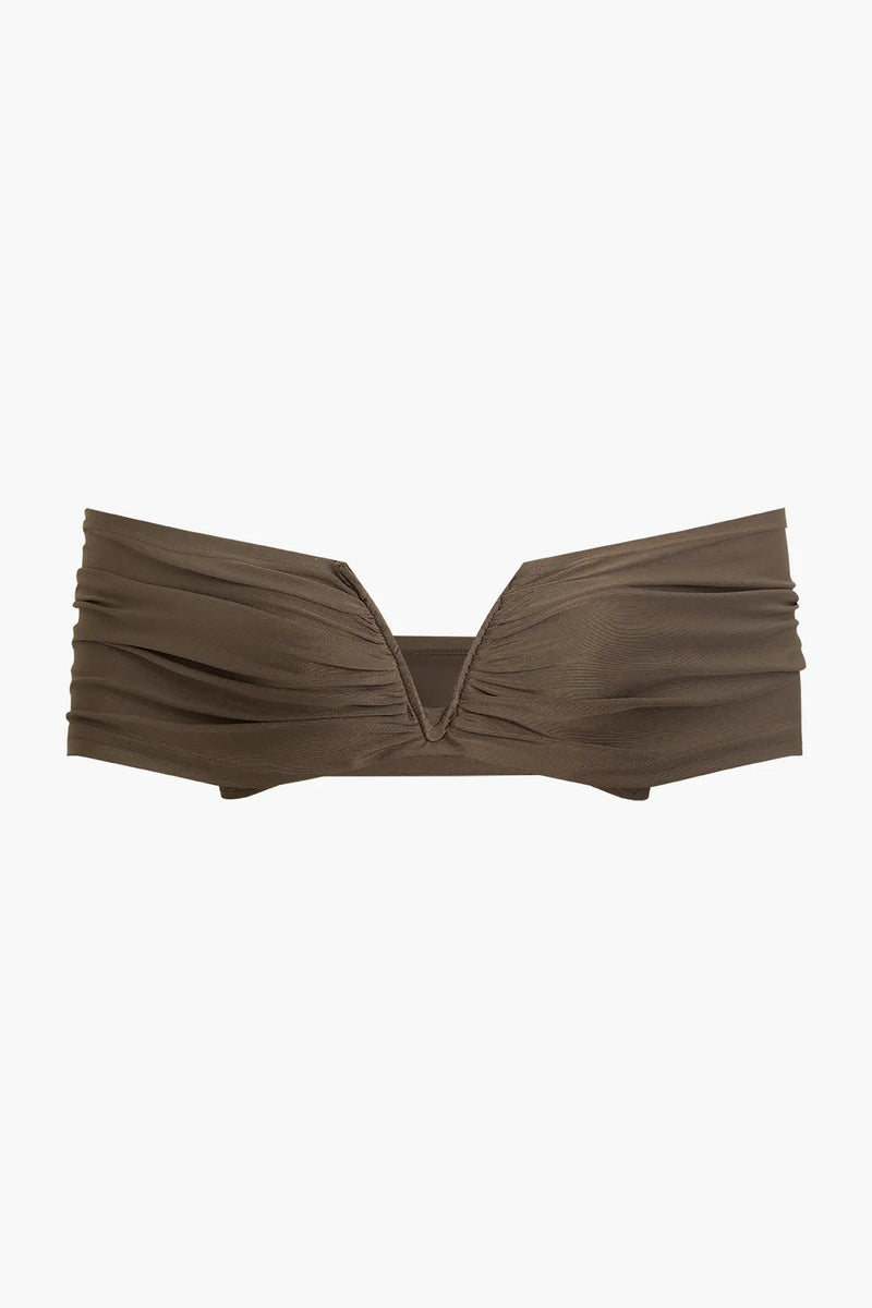 Beautifully Balanced Top with Timeless Character