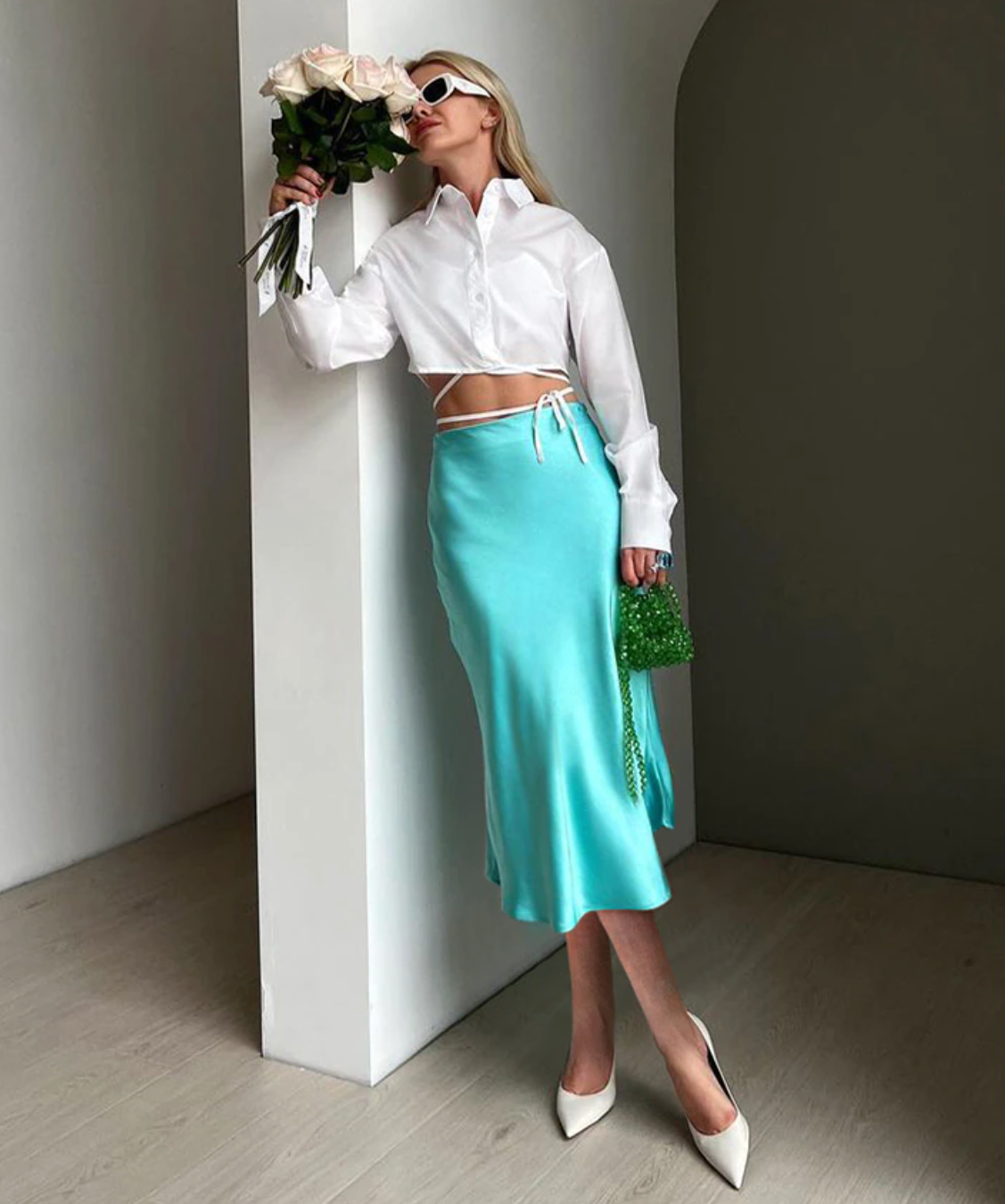 Well Tailored Garment with a Graceful Silhouette