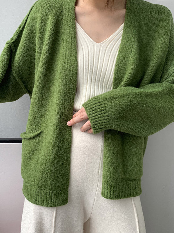 Classic Vintage Cardigan with a Flattering Fit