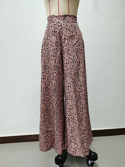 Effortlessly Elegant Pants with a Timeless Design