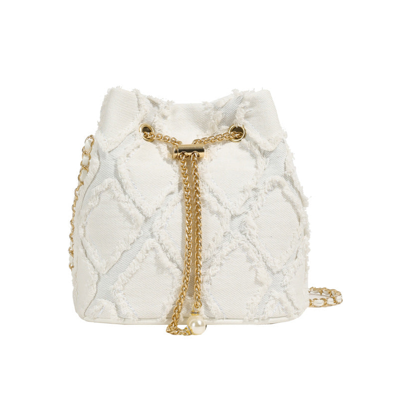 Classic Vintage Bag with a Flattering Fit