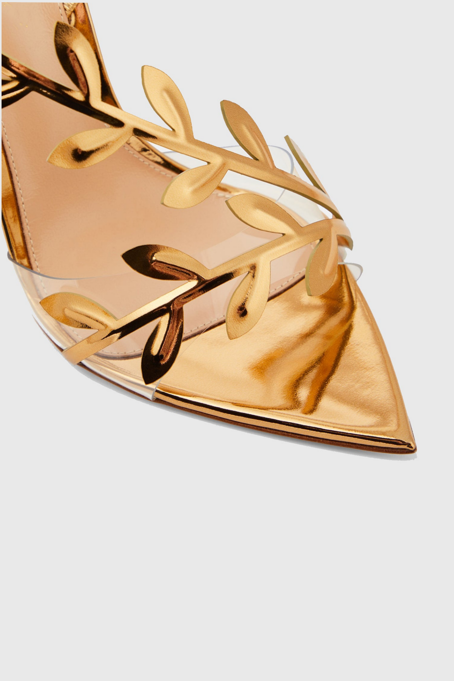 Beautifully Crafted Sandals in a Classic Style