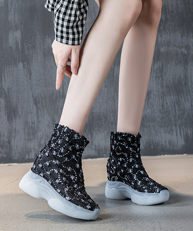Beautifully Finished Heels in a Timeless Design