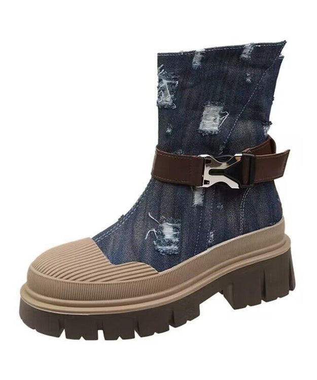 Beautifully Finished Boots in a Timeless Design
