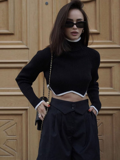 Effortlessly Elegant Sweater with a Timeless Design