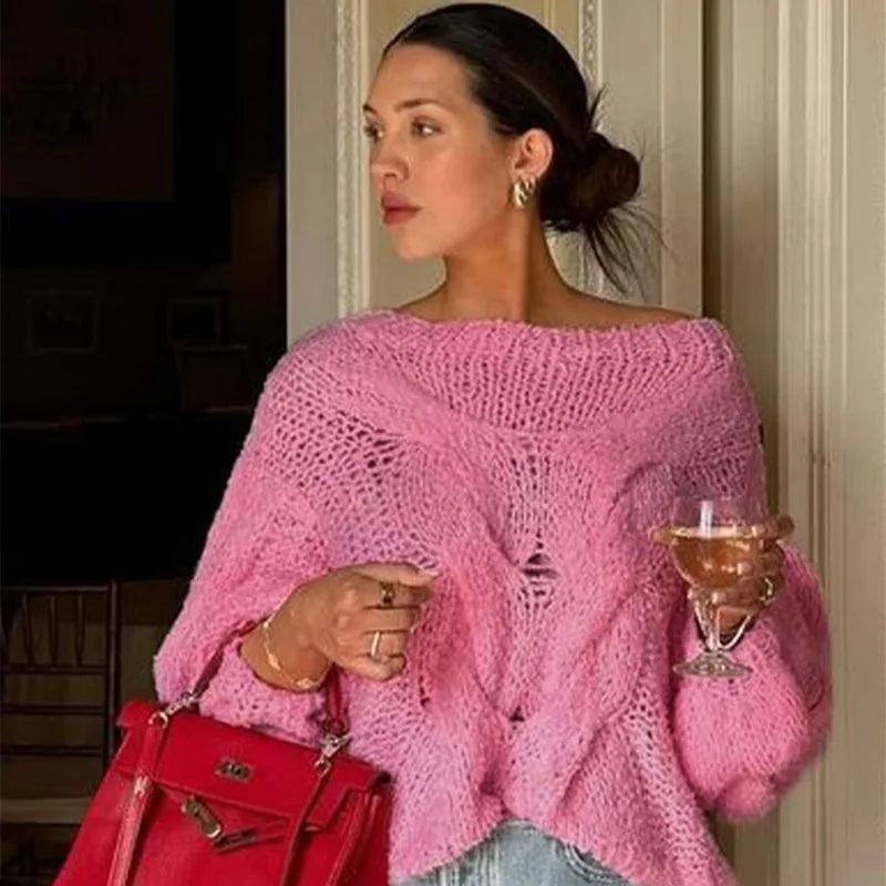 Well Tailored Sweater with a Graceful Silhouette