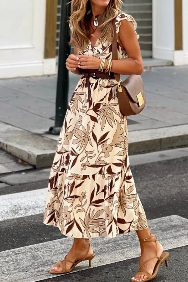 Effortlessly Elegant Dress with a Timeless Design