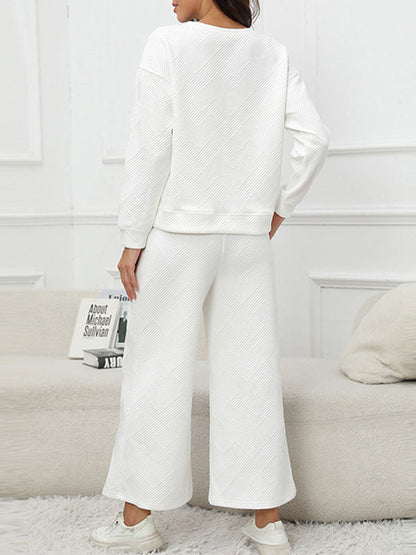 Gracefully Styled Pants for Any Occasion