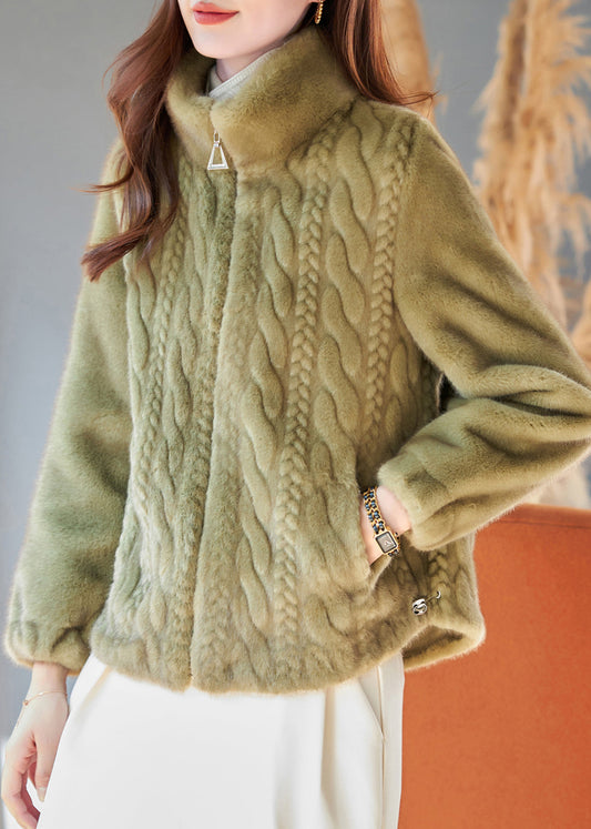 Elegantly Styled Coat for Everyday Wear