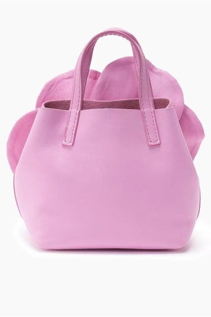 Beautifully Crafted Bag in a Classic Style