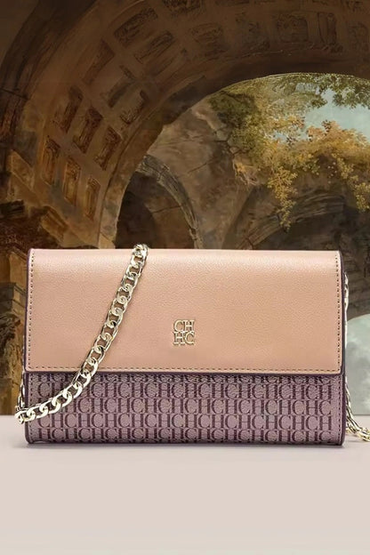 Beautifully Crafted Bag in a Classic Style