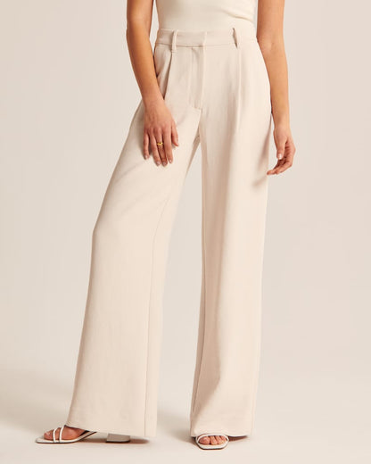 Gracefully Styled Pants for Any Occasion